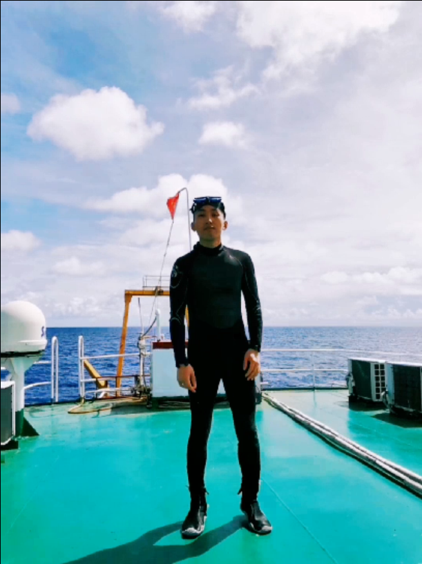 乘风破浪的海洋人
